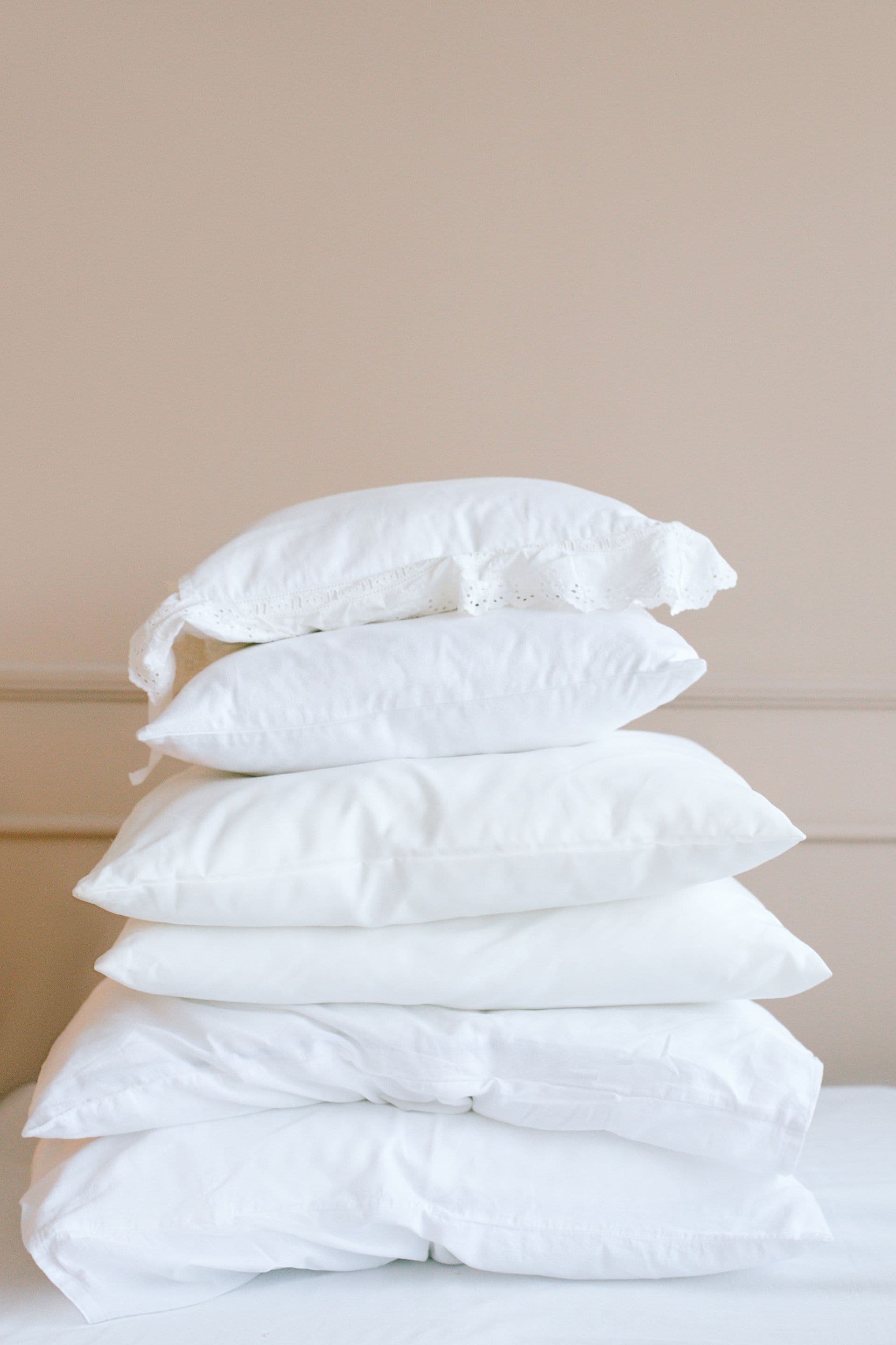 Hospital Pillow Covers Manufacturer & Exporter